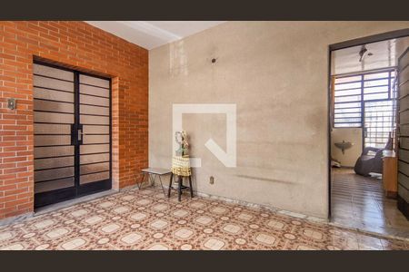 Varanda de casa à venda com 7 quartos, 350m² em Santo Antônio, Belo Horizonte