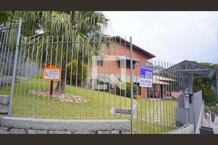 Fachada de kitnet/studio para alugar com 1 quarto, 26m² em Carvoeira, Florianópolis