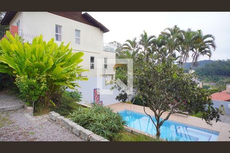 Área comum de kitnet/studio para alugar com 1 quarto, 26m² em Carvoeira, Florianópolis