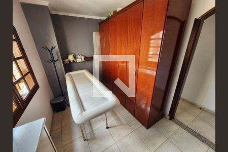 Casa à venda com 4 quartos, 480m² em Cidade Patriarca, São Paulo