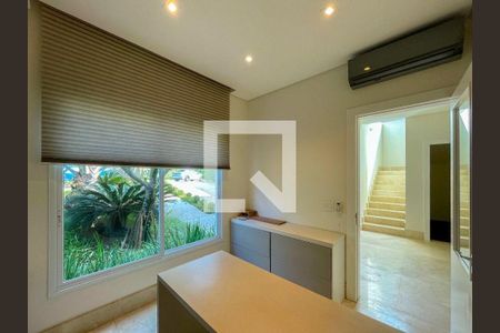 Casa à venda com 4 quartos, 390m² em Colinas da Anhanguera, Santana de Parnaíba