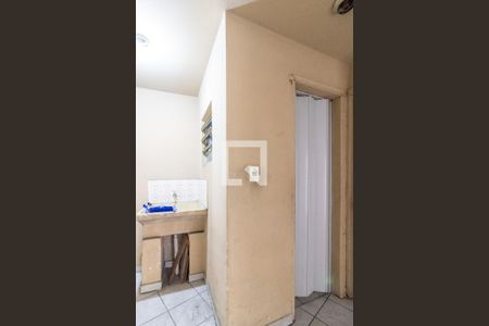 Area de Serviço de casa à venda com 2 quartos, 250m² em Jardim Santa Inês, Guarulhos