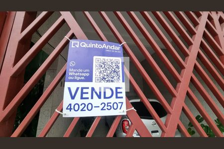 Plaquinha
de casa à venda com 4 quartos, 125m² em Jardim Sao Roberto, São Paulo