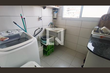 Área de Serviço de apartamento para alugar com 3 quartos, 101m² em Guilhermina, Praia Grande