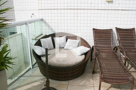 Área comum - Piscina de apartamento para alugar com 3 quartos, 101m² em Guilhermina, Praia Grande
