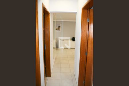 Banheiro Corredor de apartamento para alugar com 3 quartos, 101m² em Guilhermina, Praia Grande