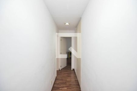 Apartamento à venda com 207m², 3 quartos e 4 vagas Apartamento à venda com 207m², 3 quartos e 4 vagasCorredor 2