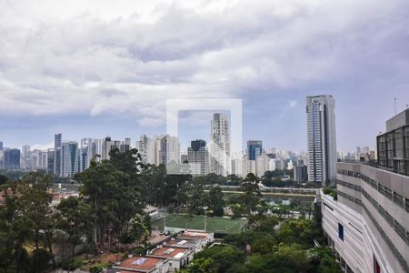Apartamento à venda com 207m², 3 quartos e 4 vagas Apartamento à venda com 207m², 3 quartos e 4 vagasVista da Suíte 3