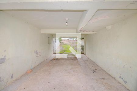 Garagem de casa para alugar com 3 quartos, 170m² em Vila Jardim, Porto Alegre