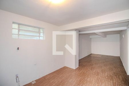 Edícula de casa para alugar com 3 quartos, 170m² em Vila Jardim, Porto Alegre