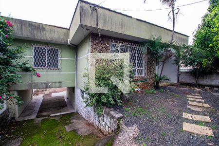 Fachada de casa para alugar com 3 quartos, 170m² em Vila Jardim, Porto Alegre
