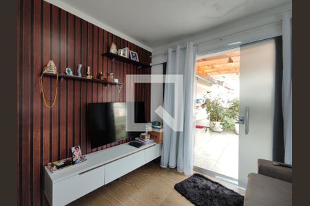 Sala de casa para alugar com 2 quartos, 90m² em Parque Sao Francisco, Ferraz de Vasconcelos