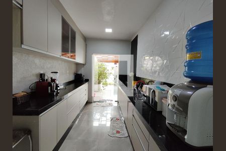 Cozinha de casa para alugar com 2 quartos, 90m² em Parque Sao Francisco, Ferraz de Vasconcelos