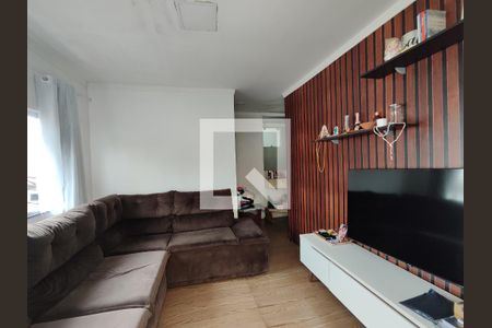 Sala de casa para alugar com 2 quartos, 90m² em Parque Sao Francisco, Ferraz de Vasconcelos