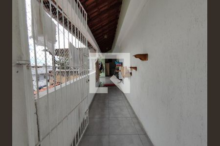 Casa para alugar com 90m², 2 quartos e sem vaga Casa para alugar com 90m², 2 quartos e sem vagaCorredor