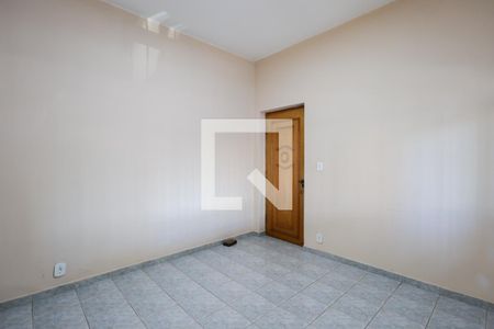 Casa à venda com 126m², 3 quartos e 2 vagasSuíte