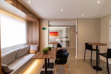 Apartamento à venda com 38m², 2 quartos e sem vaga Apartamento à venda com 38m², 2 quartos e sem vagaÁrea comum - Salão de festas