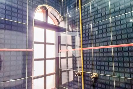 Banheiro da Suíte 1 de casa para alugar com 3 quartos, 330m² em Pompeia, São Paulo