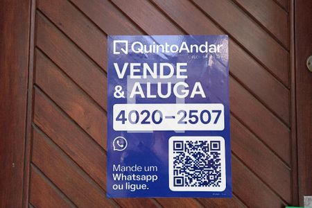 Placa de casa para alugar com 3 quartos, 330m² em Pompeia, São Paulo
