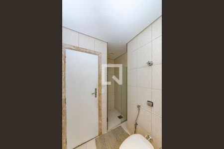 Apartamento à venda com 142m², 4 quartos e 2 vagasBanheiro Social