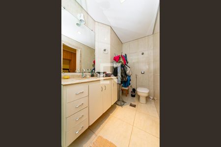 Apartamento à venda com 142m², 4 quartos e 2 vagasBanheiro da Suíte