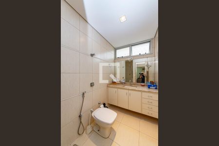 Apartamento à venda com 142m², 4 quartos e 2 vagasBanheiro Social