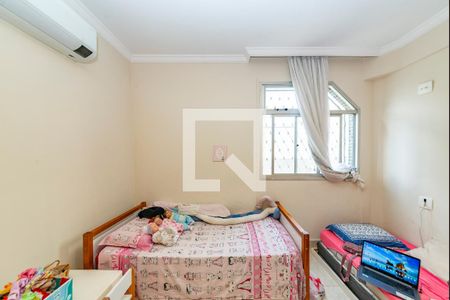 Apartamento à venda com 142m², 4 quartos e 2 vagasQuarto 1