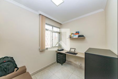 Apartamento à venda com 142m², 4 quartos e 2 vagasEscritório