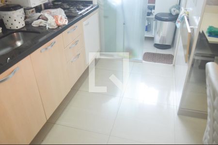 Apartamento à venda com 64m², 2 quartos e 2 vagasCozinha