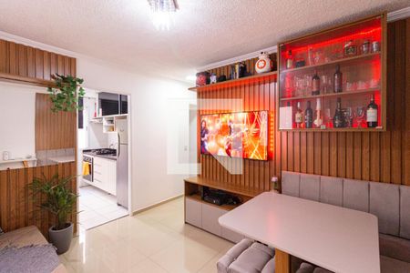 Sala de apartamento para alugar com 2 quartos, 48m² em Recanto das Rosas, Osasco