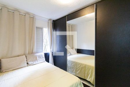 Quarto 1 de apartamento para alugar com 2 quartos, 48m² em Recanto das Rosas, Osasco
