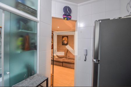 Cozinha e Área de Serviço de apartamento para alugar com 2 quartos, 44m² em Vila Antunes, São Bernardo do Campo