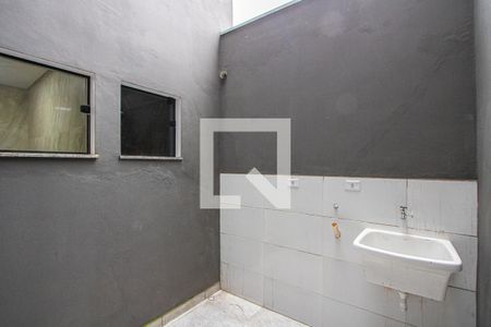 Área de serviço de apartamento à venda com 2 quartos, 56m² em Jardim Silvana, Santo André