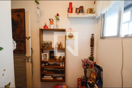 Apartamento à venda com 59m², 2 quartos e 1 vaga Apartamento à venda com 59m², 2 quartos e 1 vagaQuarto de Serviço