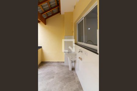 Casa à venda com 126m², 3 quartos e 2 vagas Casa à venda com 126m², 3 quartos e 2 vagasÁrea de Serviço
