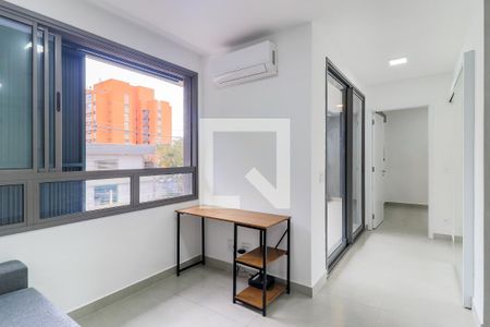 Sala de apartamento à venda com 1 quarto, 40m² em Santo Amaro, São Paulo