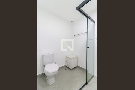 Banheiro de apartamento à venda com 1 quarto, 40m² em Santo Amaro, São Paulo