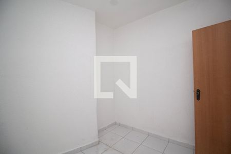 Quarto de Serviço de casa à venda com 3 quartos, 130m² em Parque Maria Domitila, São Paulo