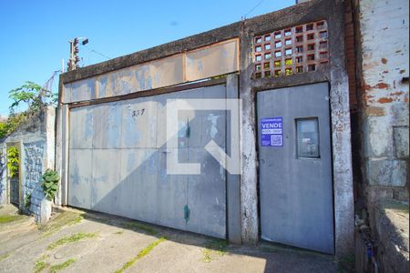 Fachada de casa à venda com 2 quartos, 120m² em Bom Jesus, Porto Alegre