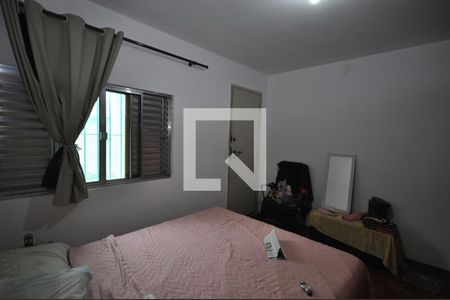 Quarto 1 de casa para alugar com 3 quartos, 150m² em Parque Casa de Pedra, São Paulo