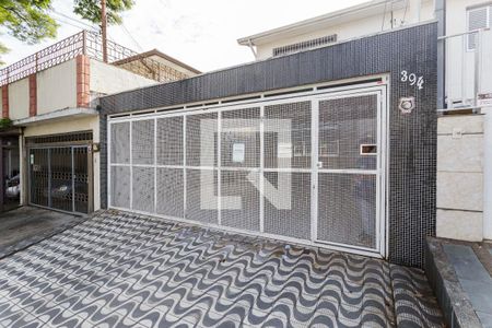 Fachada de casa à venda com 3 quartos, 144m² em Indianópolis, São Paulo