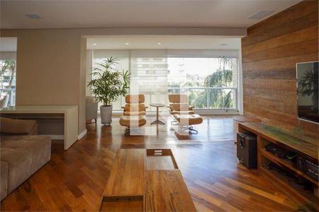 Apartamento à venda com 3 quartos, 240m² em Campo Belo, São Paulo