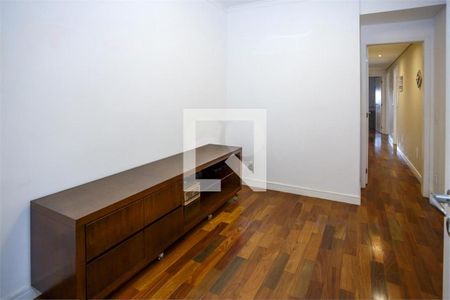 Apartamento à venda com 3 quartos, 240m² em Campo Belo, São Paulo