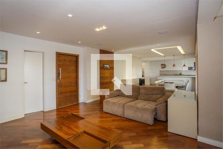 Apartamento à venda com 3 quartos, 240m² em Campo Belo, São Paulo