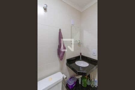 Banheiro de apartamento para alugar com 3 quartos, 70m² em Jardim Sao Judas Tadeu, Guarulhos