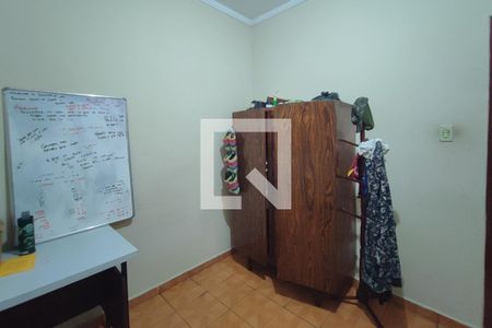 Casa à venda com 270m², 3 quartos e 2 vagas Casa à venda com 270m², 3 quartos e 2 vagasQuarto 1