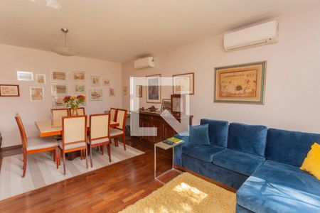 Sala de casa à venda com 4 quartos, 270m² em Interlagos, São Paulo