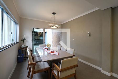 Sala de Jantar de casa à venda com 4 quartos, 234m² em Vila Curuçá, Santo André