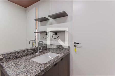 Banheiro de kitnet/studio à venda com 1 quarto, 28m² em Vila Mariana, São Paulo