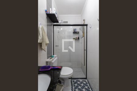 Banheiro de apartamento à venda com 2 quartos, 45m² em Vila Nhocuné, São Paulo